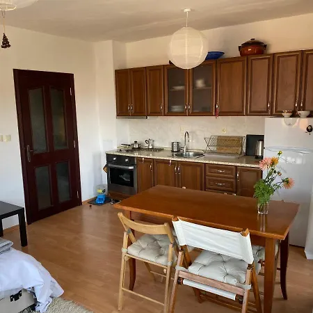 Апартаменты Cosy Apartment Near The Gondola Lift Of Bansko