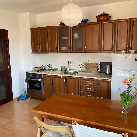 Cosy Apartment Near The Gondola Lift Of Bansko *