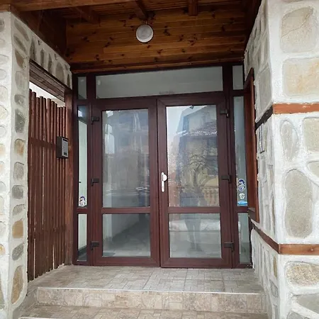 Cosy Apartment Near The Gondola Lift Of Bansko Апартаменты *